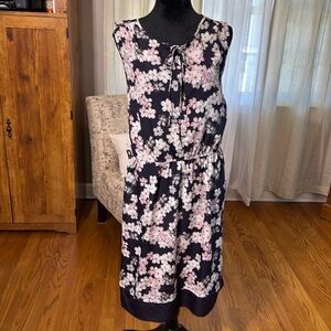 Woman’s LOFT size Large dress